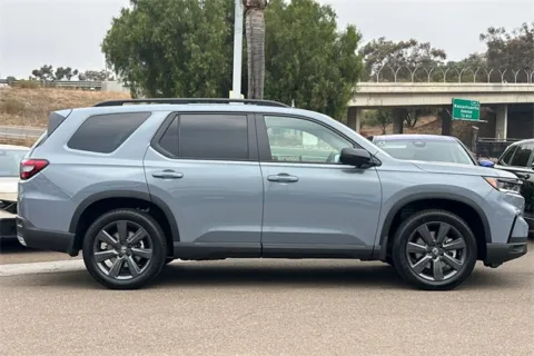 More photos of 2025 Honda Pilot Sport at Mossy Honda, CA