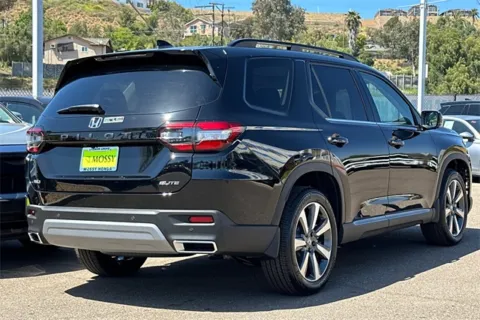 More photos of 2025 Honda Pilot Elite at Mossy Honda, CA