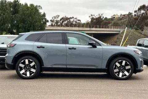 More photos of 2025 Honda Prologue Elite at Mossy Honda, CA