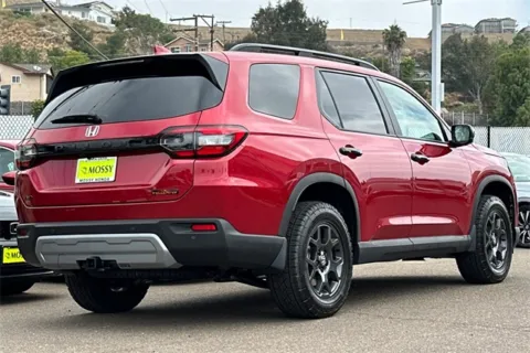 More photos of 2025 Honda Pilot TrailSport at Mossy Honda, CA