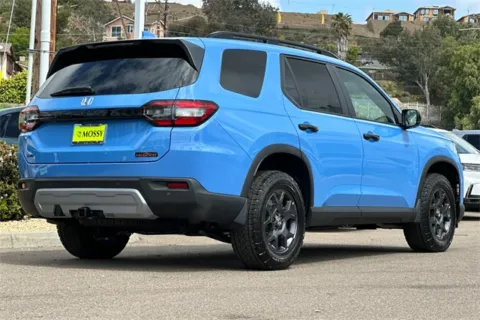 More photos of 2025 Honda Pilot TrailSport at Mossy Honda, CA