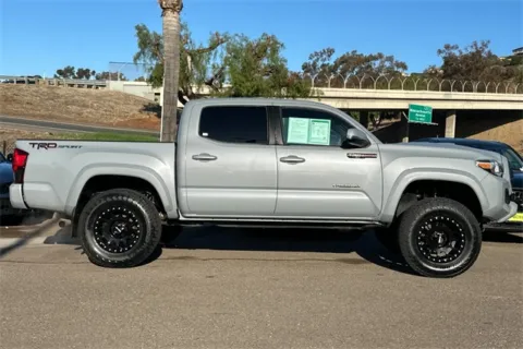 More photos of 2019 Toyota Tacoma TRD Sport at Mossy Honda, CA