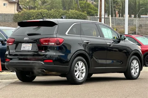 More photos of 2019 Kia Sorento L at Mossy Honda, CA