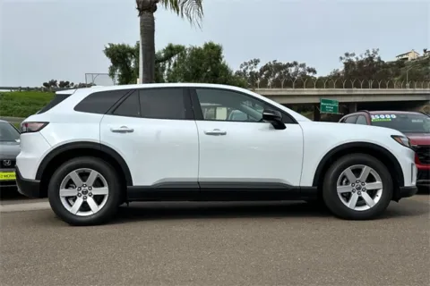 More photos of 2026 Honda Prologue EX at Mossy Honda, CA