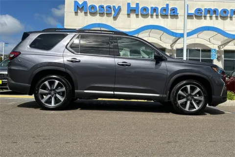 More photos of 2025 Honda Pilot Elite at Mossy Honda, CA
