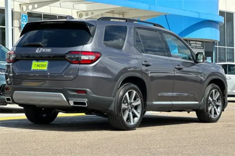 More photos of 2025 Honda Pilot Elite at Mossy Honda, CA