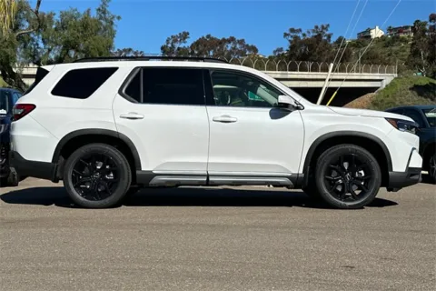 More photos of 2025 Honda Pilot Touring at Mossy Honda, CA