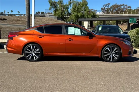 More photos of 2021 Nissan Altima 2.5 SR at Mossy Honda, CA