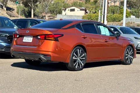 More photos of 2021 Nissan Altima 2.5 SR at Mossy Honda, CA