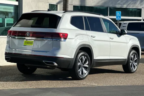 More photos of 2026 Volkswagen Atlas 2.0T SE at Mossy Volkswagen, CA