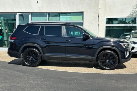 Another view of 2026 Volkswagen Atlas 2.0T SE w/Technology for sale in Escondido, CA at Mossy Volkswagen