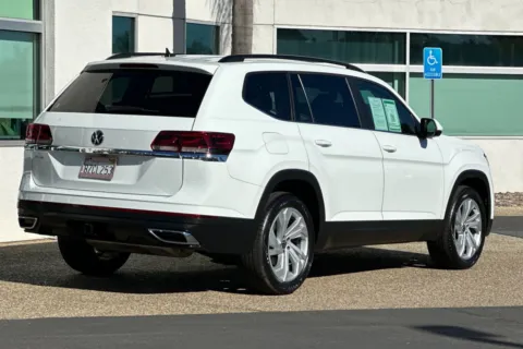 More photos of 2022 Volkswagen Atlas 3.6L V6 SE w/Technology at Mossy Volkswagen, CA