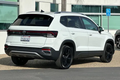 More photos of 2025 Volkswagen Taos 1.5T SE at Mossy Volkswagen, CA