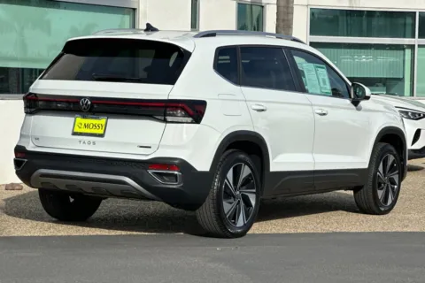 More photos of 2025 Volkswagen Taos 1.5T SE at Mossy Volkswagen, CA