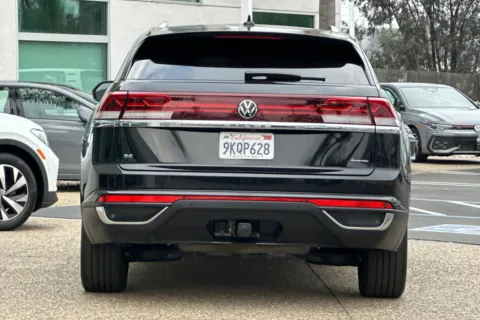 More photos of 2024 Volkswagen Atlas Cross Sport 2.0T SE w/Technology at Mossy Volkswagen, CA