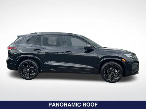 More photos of 2026 Volkswagen Tiguan 2.0T SE R-Line Black at Mossy Volkswagen, CA