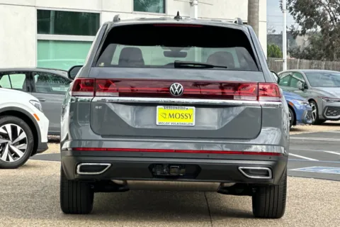 More photos of 2026 Volkswagen Atlas 2.0T SE w/Technology at Mossy Volkswagen, CA