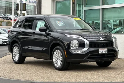 Photos of 2024 Mitsubishi Outlander ES for sale in Escondido, CA at Mossy Volkswagen