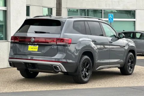 More photos of 2026 Volkswagen Atlas 2.0T Peak Edition at Mossy Volkswagen, CA