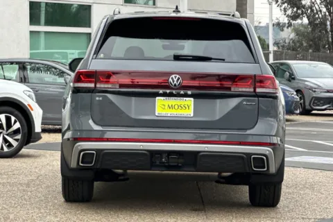 More photos of 2026 Volkswagen Atlas 2.0T Peak Edition at Mossy Volkswagen, CA