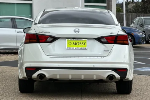 More photos of 2020 Nissan Altima 2.5 SL at Mossy Volkswagen, CA