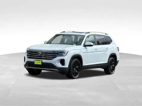 White 2026 Volkswagen Atlas 2.0T SE w/Technology for sale in Escondido, CA