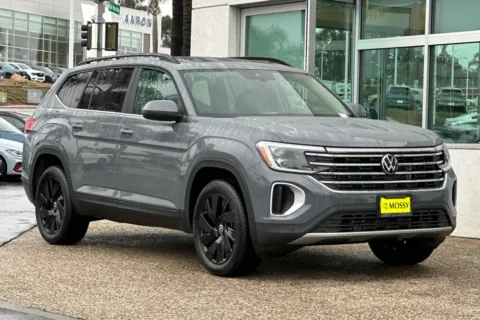 Photos of 2026 Volkswagen Atlas 2.0T SE w/Technology for sale in Escondido, CA at Mossy Volkswagen