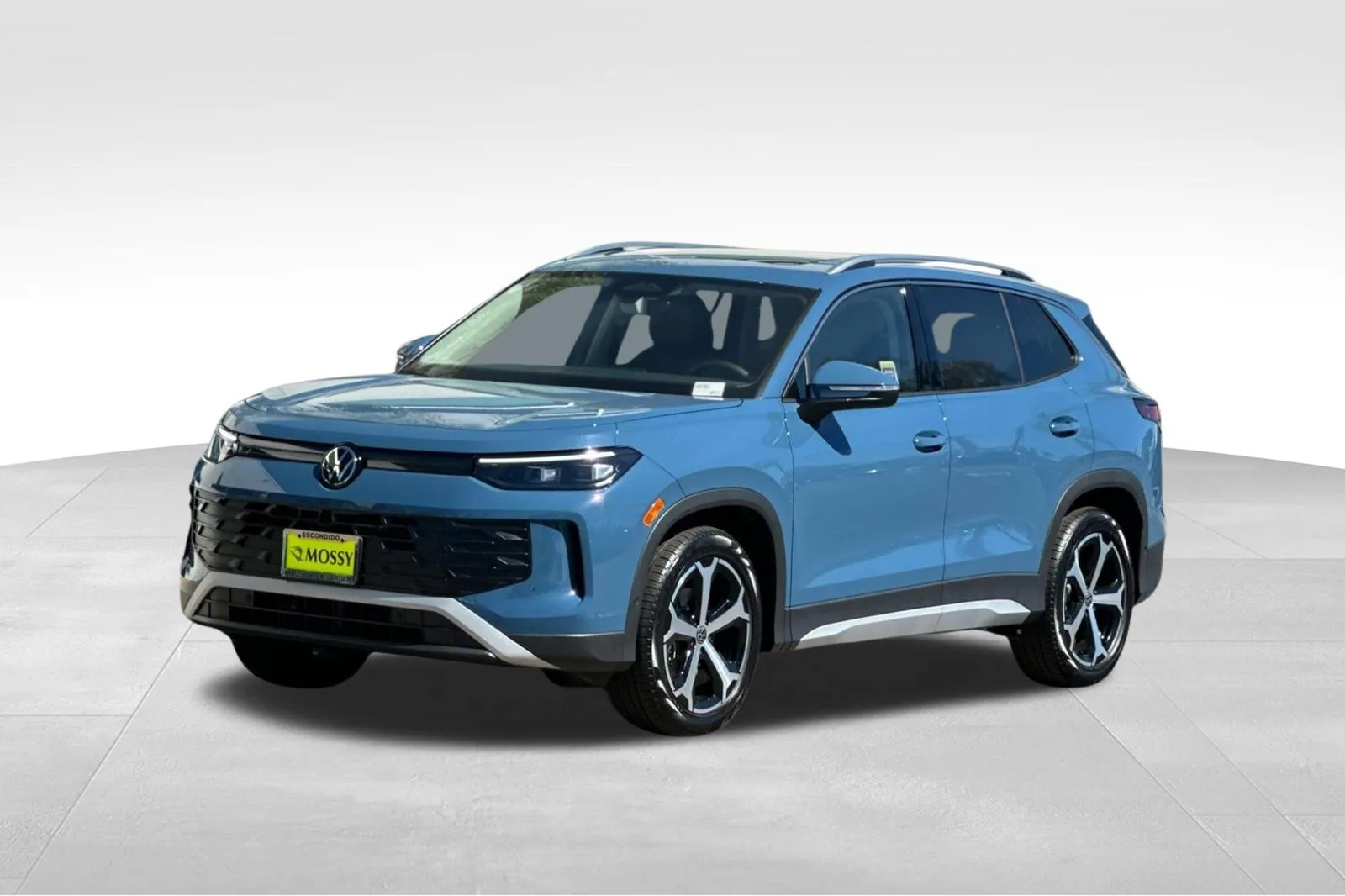 Blue 2026 Volkswagen Tiguan 2.0T SE for sale in Escondido, CA