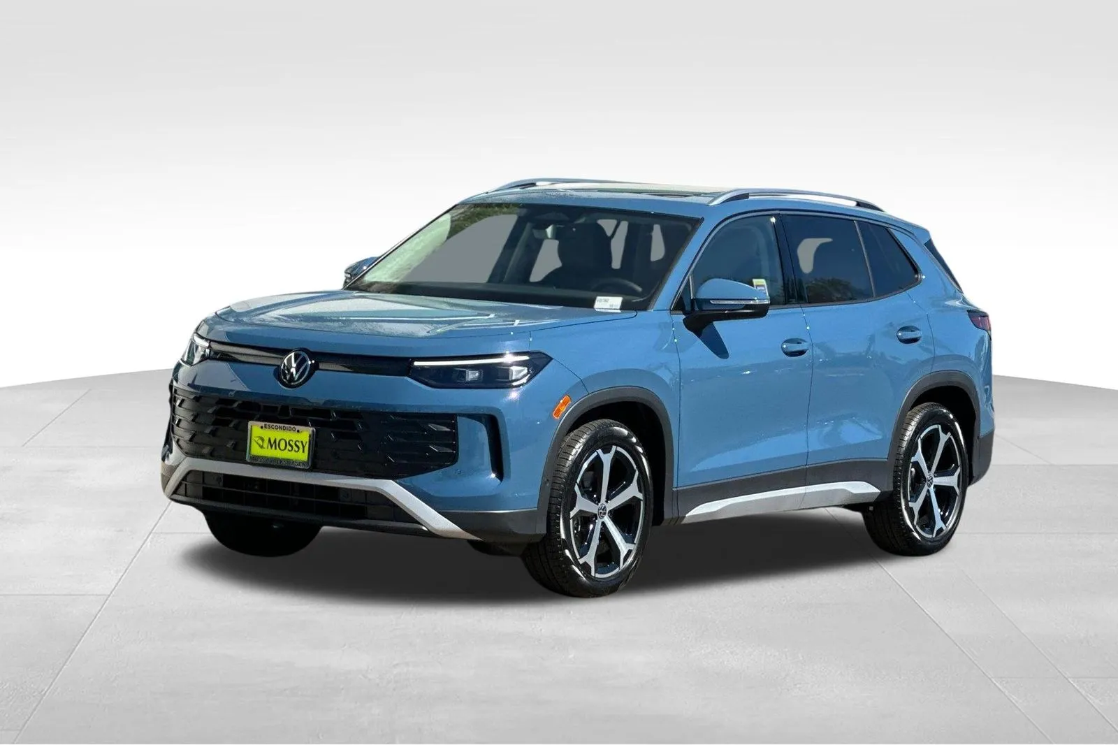 Blue 2026 Volkswagen Tiguan 2.0T SE for sale in Escondido, CA