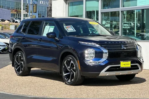 Photos of 2024 Mitsubishi Outlander SE for sale in Escondido, CA at Mossy Volkswagen