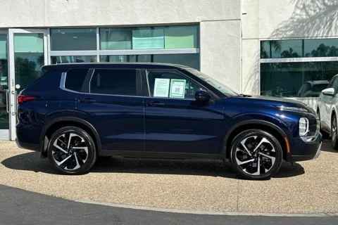 Another view of 2024 Mitsubishi Outlander SE for sale in Escondido, CA at Mossy Volkswagen