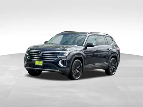 Black 2026 Volkswagen Atlas 2.0T SE w/Technology for sale in Escondido, CA