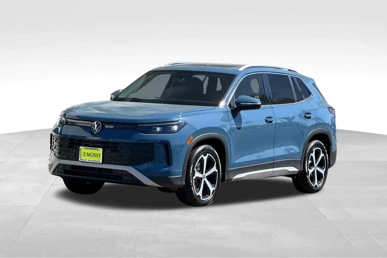 Blue 2026 Volkswagen Tiguan 2.0T SE for sale in Escondido, CA