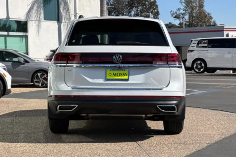 More photos of 2026 Volkswagen Atlas 2.0T SE at Mossy Volkswagen, CA