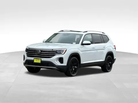 White 2026 Volkswagen Atlas 2.0T SE w/Technology for sale in Escondido, CA