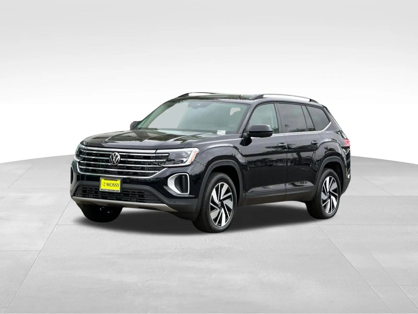 Black 2026 Volkswagen Atlas 2.0T SE w/Technology for sale in Escondido, CA