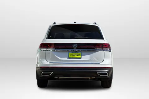 More photos of 2026 Volkswagen Atlas 2.0T SE at Mossy Volkswagen, CA