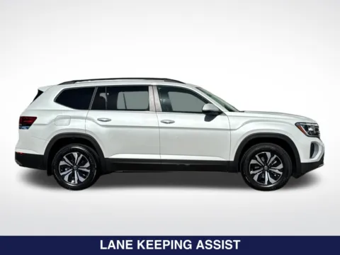 More photos of 2026 Volkswagen Atlas 2.0T SE at Mossy Volkswagen, CA