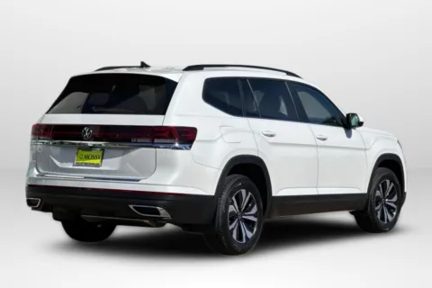 More photos of 2026 Volkswagen Atlas 2.0T SE at Mossy Volkswagen, CA