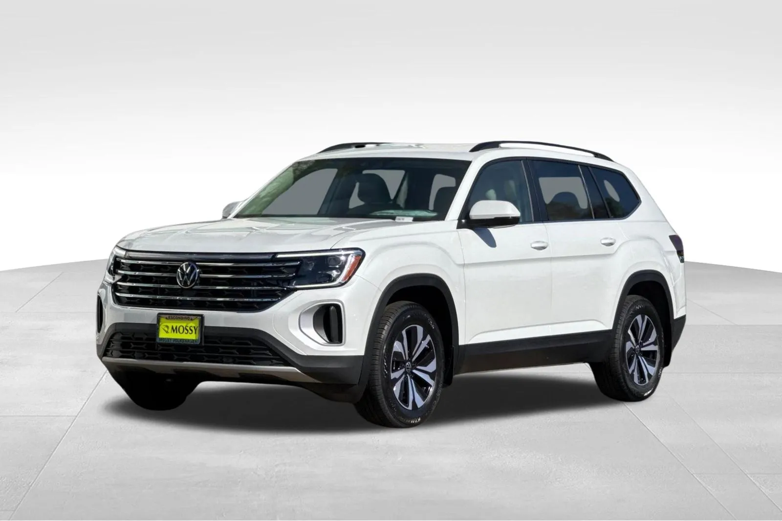 White 2026 Volkswagen Atlas 2.0T SE for sale in Escondido, CA