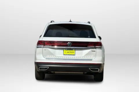 More photos of 2026 Volkswagen Atlas 2.0T SE at Mossy Volkswagen, CA