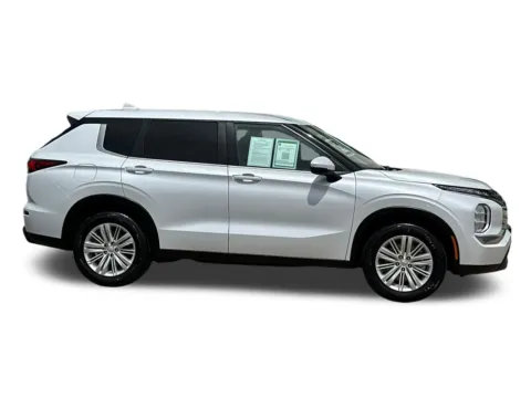 Another view of 2024 Mitsubishi Outlander ES for sale in Escondido, CA at Mossy Volkswagen