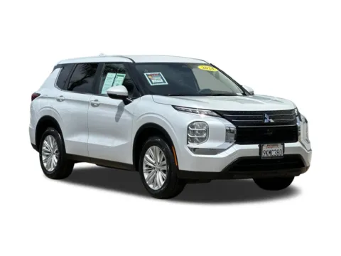 Photos of 2024 Mitsubishi Outlander ES for sale in Escondido, CA at Mossy Volkswagen