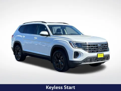 Photos of 2026 Volkswagen Atlas SE w/Technology for sale in Escondido, CA at Mossy Volkswagen