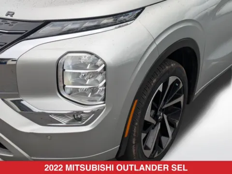 More photos of 2022 Mitsubishi Outlander SEL at Mossy Volkswagen, CA