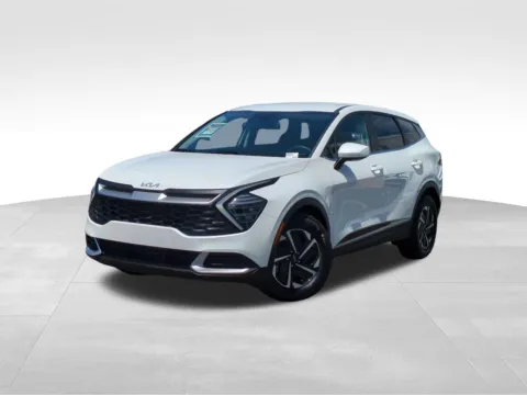 White 2025 Kia Sportage Hybrid LX for sale in Escondido, CA