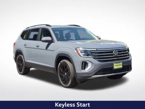 Photos of 2026 Volkswagen Atlas SE w/Technology for sale in Escondido, CA at Mossy Volkswagen
