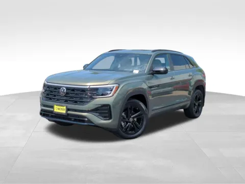 Green 2026 Volkswagen Atlas Cross Sport 2.0T SEL R-Line Black for sale in Escondido, CA