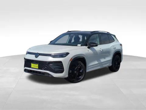 White 2026 Volkswagen Tiguan 2.0T SE R-Line Black for sale in Escondido, CA