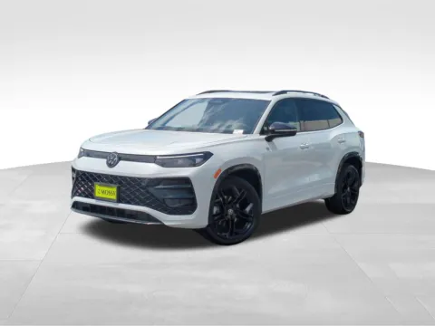 White 2026 Volkswagen Tiguan 2.0T SE R-Line Black for sale in Escondido, CA
